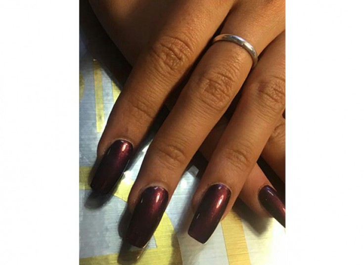 آموزش کاشت ناخن هستی گل