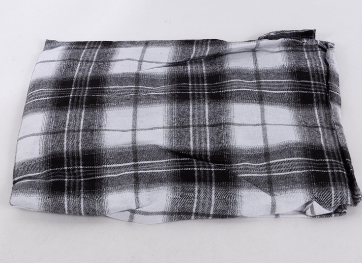 مانتو پشمی چهارخانه