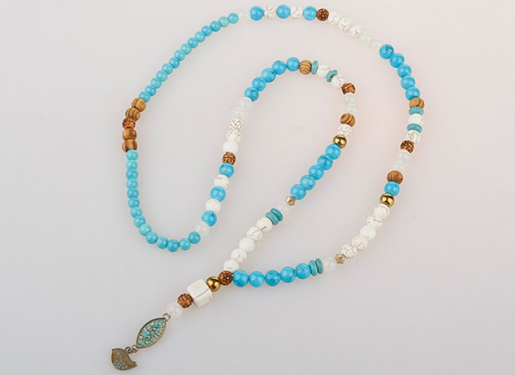 گردنبند رو مانتویی