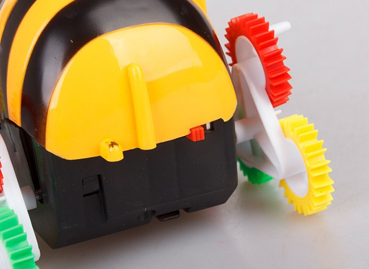 ماشین ملق زن Tumbling car