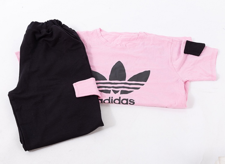 ست تیشرت شلوار بچگانه طرح adidas