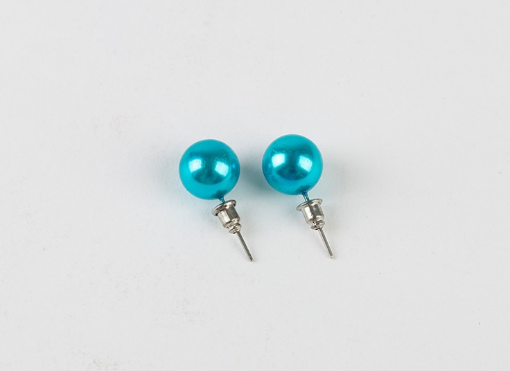 گوشواره مرواریدی میخی