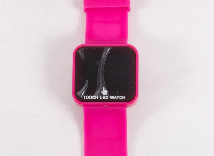 ساعت مچی طرح Apple Watch