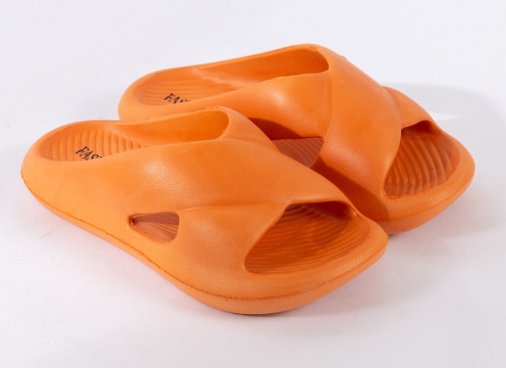 دمپایی زنانه الیکا