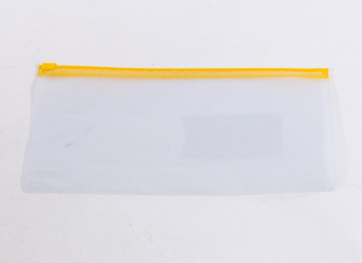 کاور پلاستیکی زیپ دار