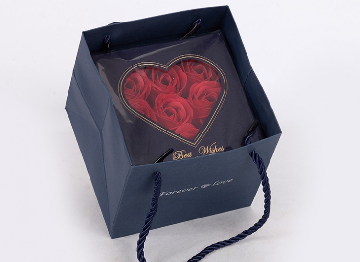 باکس گل کادوئی