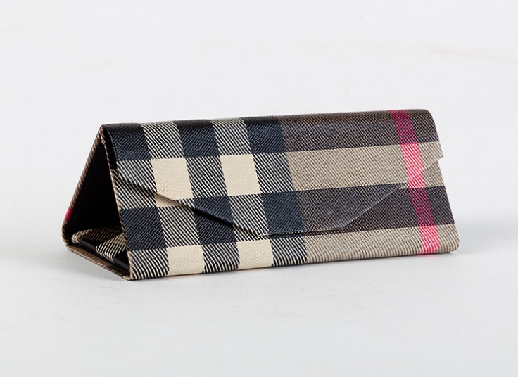 کیف عینک مثلثی مدل تاشو