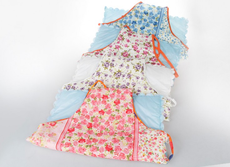 پیشبند آشپزخانه گلدار