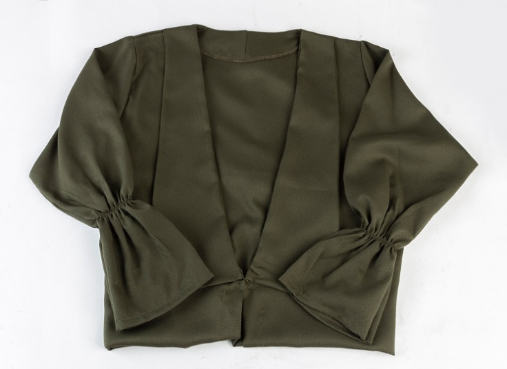 مانتو کرپ یقه آمریکایی