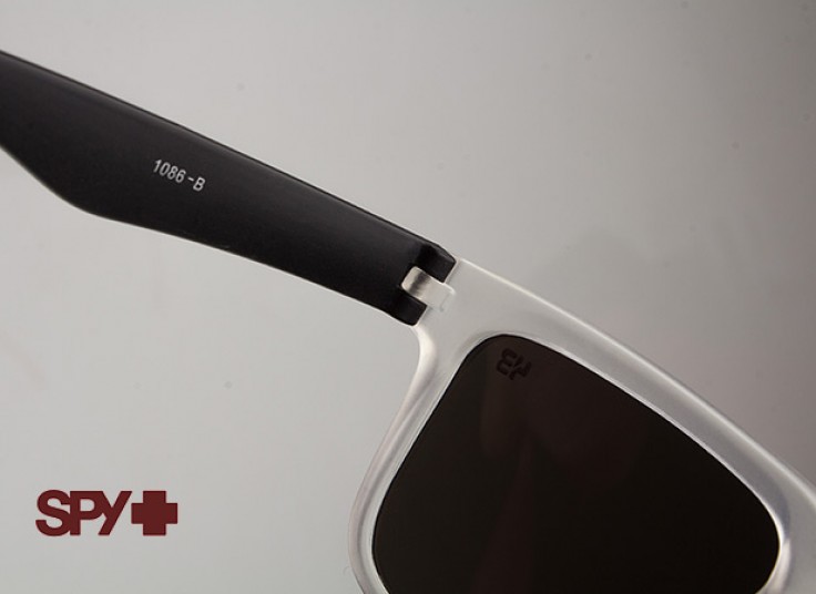 2 مدل عینک Spy