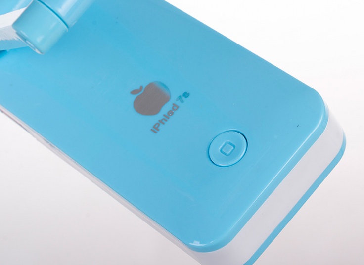 چراغ مطالعه تاشو Apple