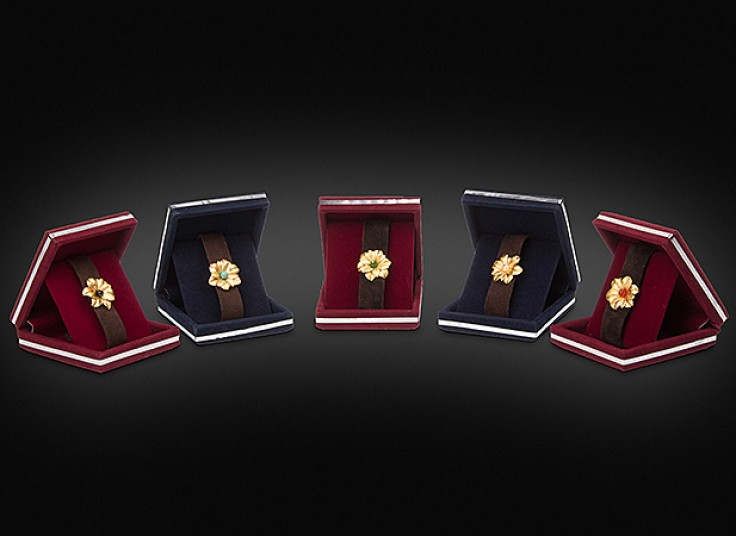 دستبند گل طلا