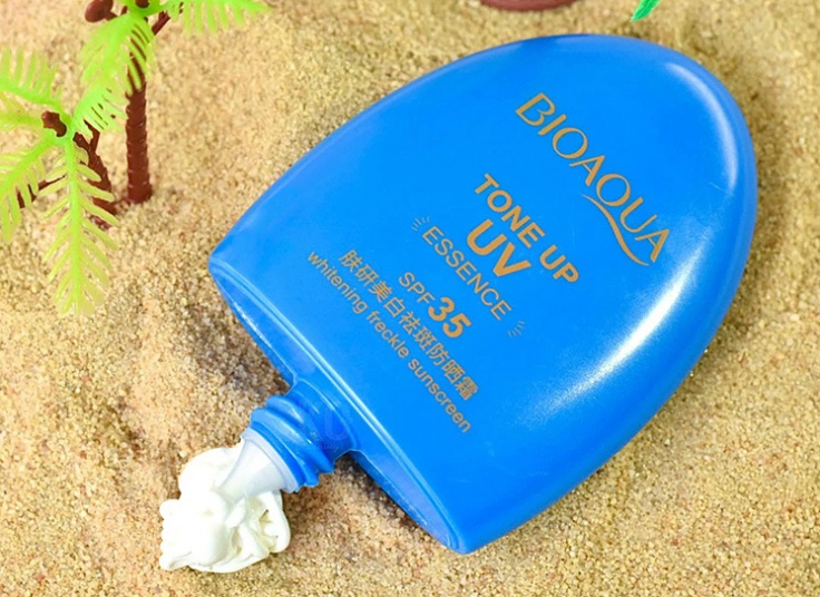 کرم ضد آفتاب و مرطوب کننده BIOAQUA