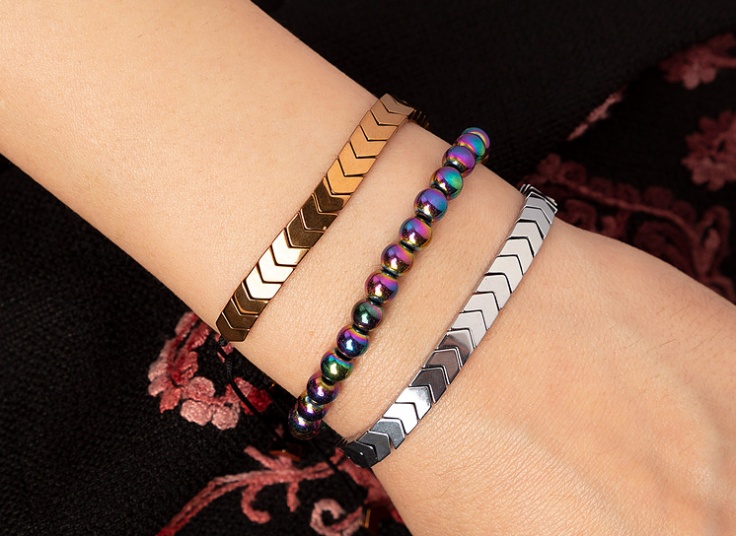 دستبند گره‌ای حدید