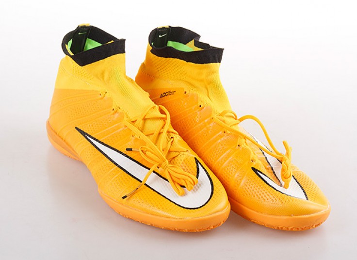 کفش فوتبالی NIKE