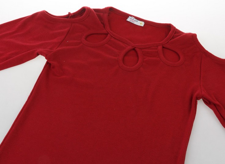 بلوز زنانه سرشانه باز