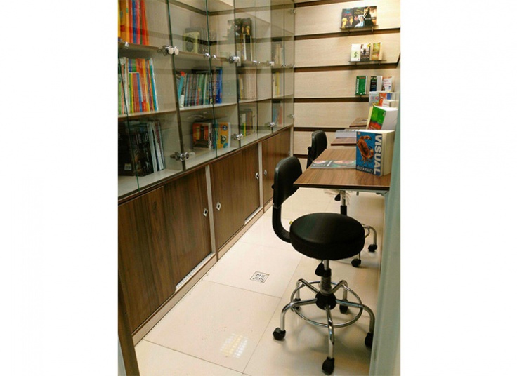 کارگاه زبان انگلیسی Life skills آموزشگاه فرهنگ مانا