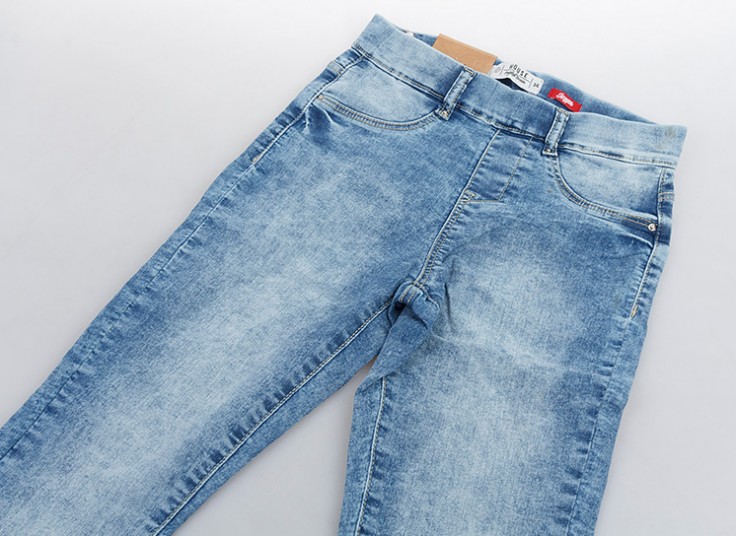 شلوار جین طرح لگ C and A