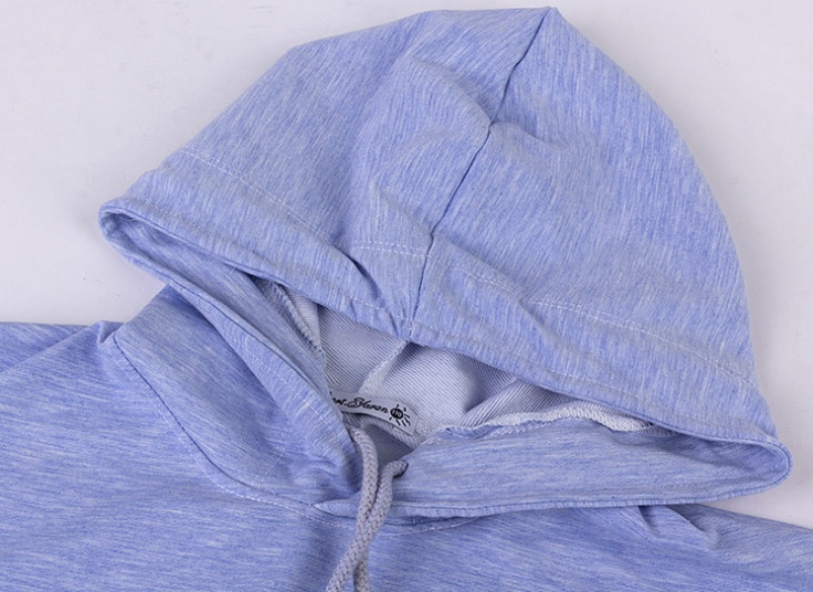 هودی کلاهدار Astronaut