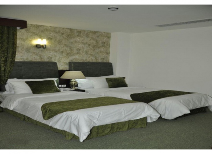 اقامت در هتل چهار ستاره مرآت مشهد