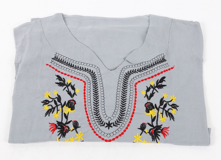 مانتو جلو بسته گلدوزی