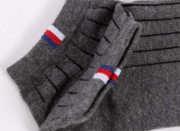 جوراب مچی زنانه M.L.D طرح Tommy