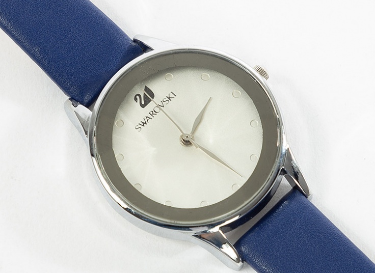 ساعت زنانه طرح Swarovski
