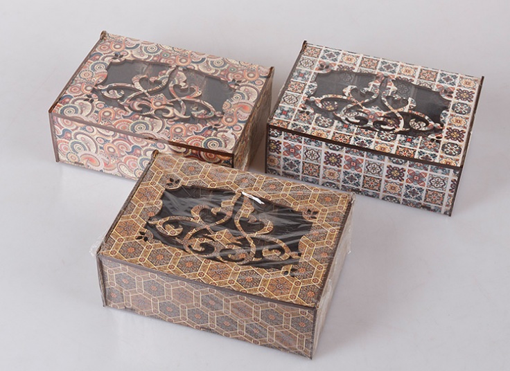 جعبه چوبی محفظه دار