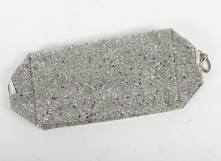 کیف لوازم آرایش اکلیلی