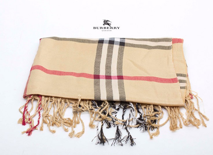 شال پاییزه Burberry
