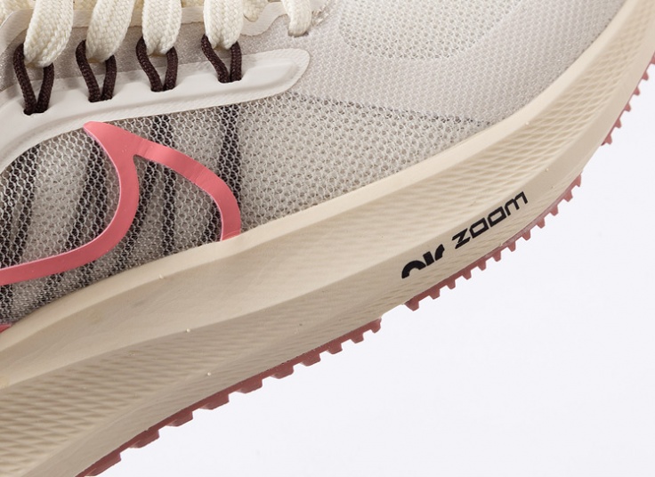 کتانی زنانه Nike Air Zoom Pegasus 39