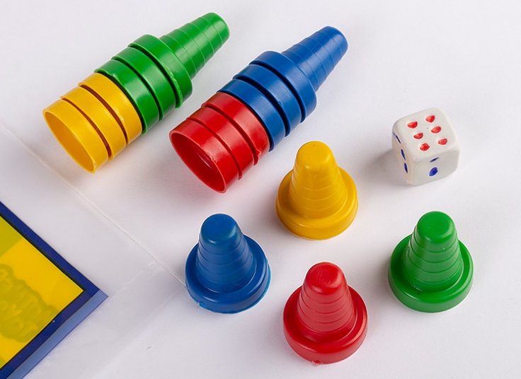 بازی منچ و مار و پله