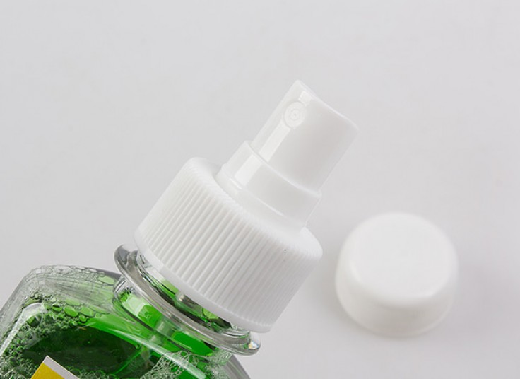 اسپری رسوب زدا آوین پاک