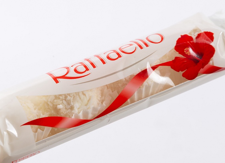 شکلات نارگیلی Raffaello