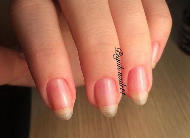 کاشت ناخن پانیذ