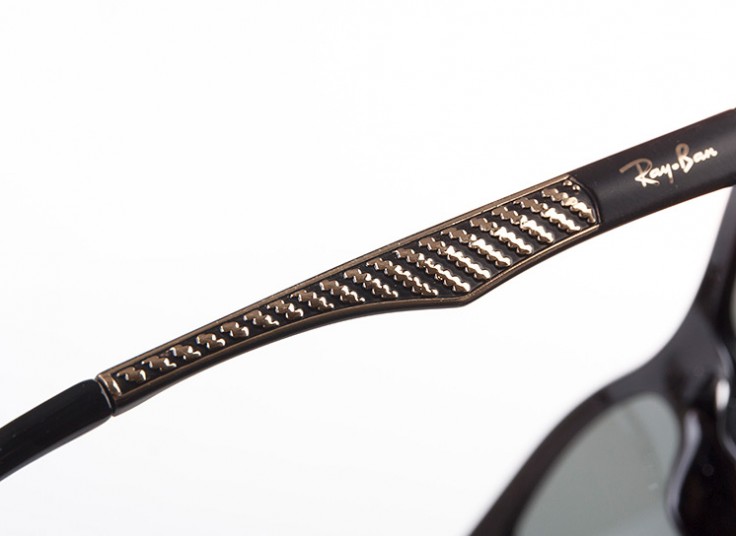 عینک آفتابی طرح RayBan