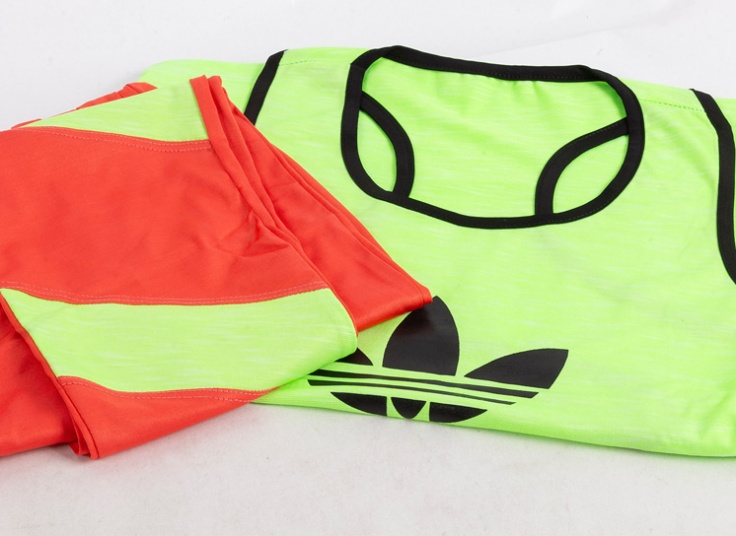 ست تاپ و شلوار طرح adidas