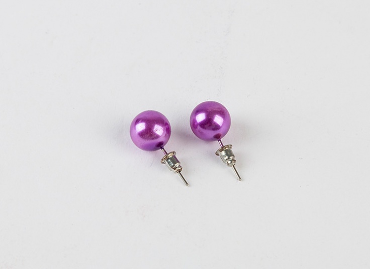 گوشواره مرواریدی میخی