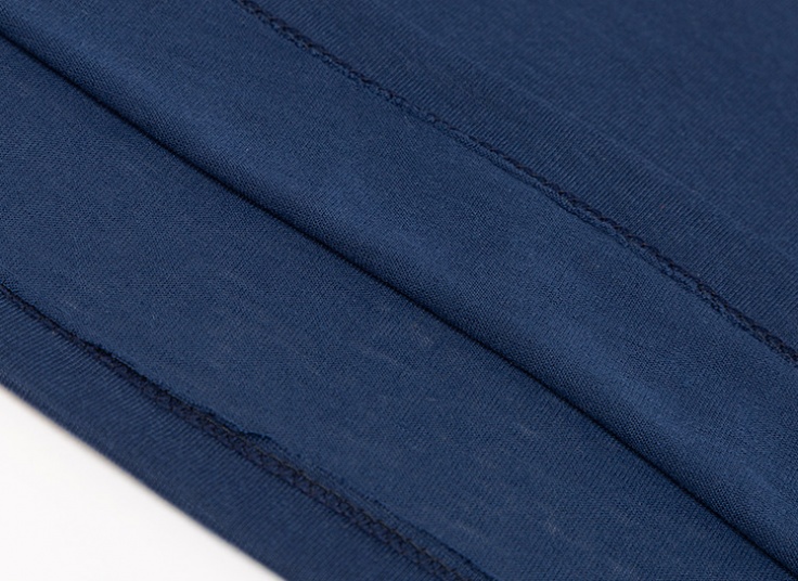 زیر سارافونی زنانه