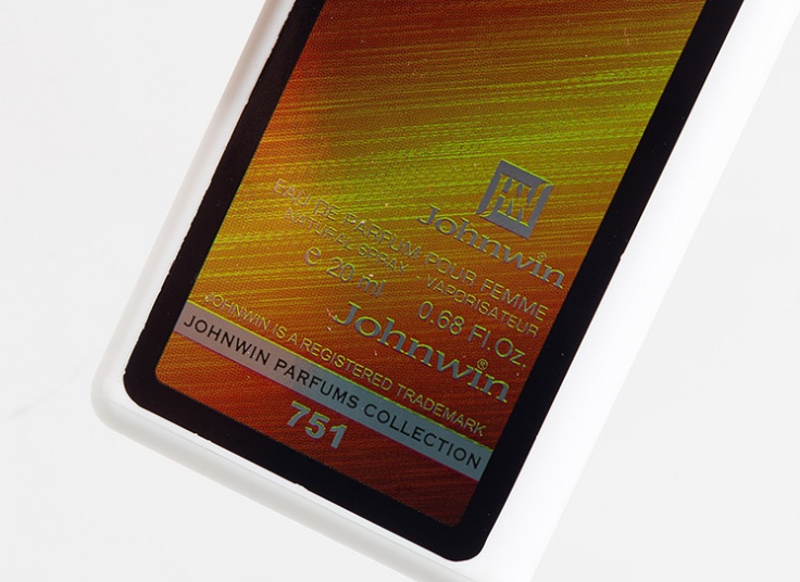 عطر جیبی Johnwin