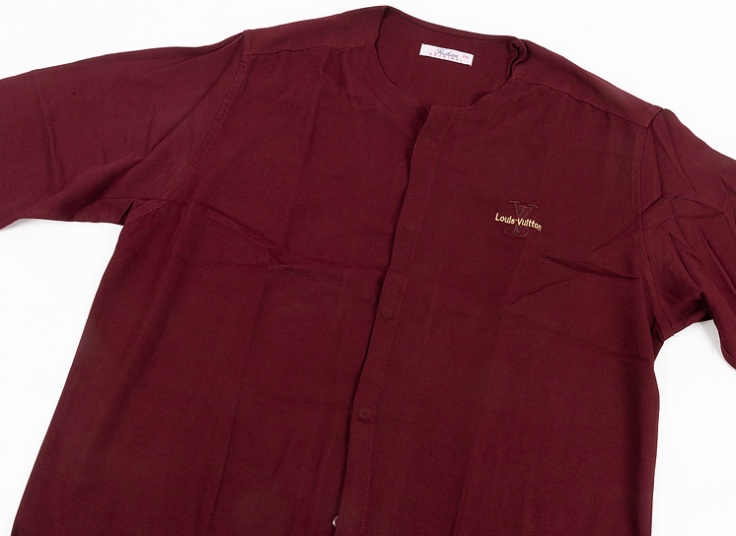 پیراهن مردانه یقه گرد طرح LV