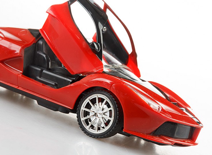 ماشین کنترلی Famous CAR