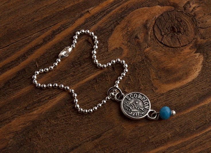 آویز ساعت ماه تولد