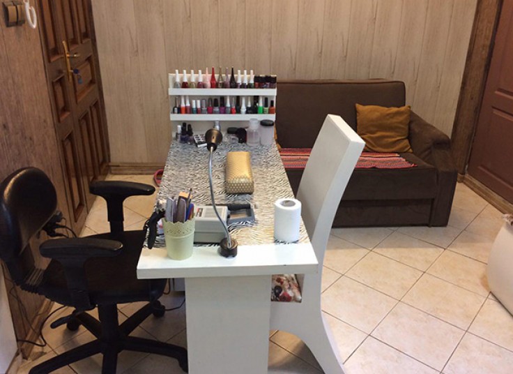 پاکسازی صورت در سالن لی لی