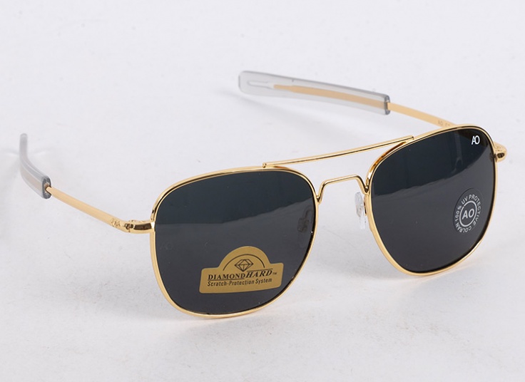 عینک آفتابی مردانه AO C2