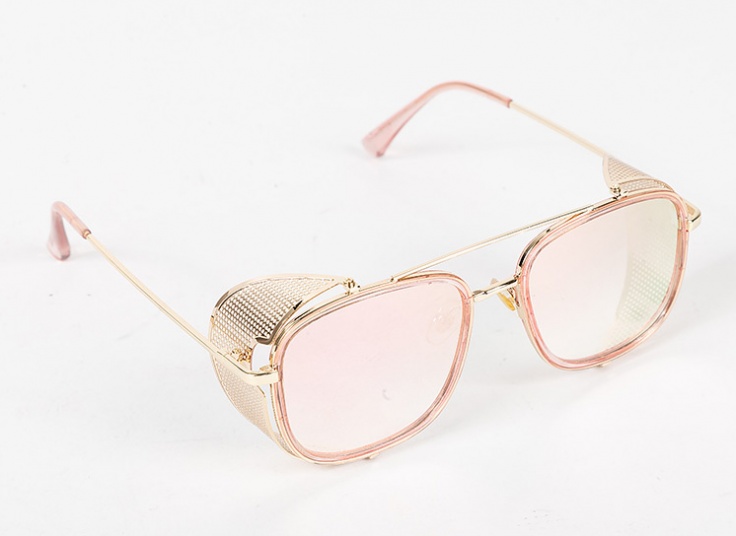 عینک آفتابی بغل توری