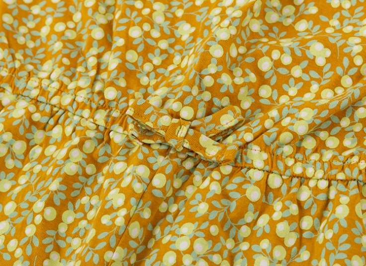 ساحلی اورال دخترانه