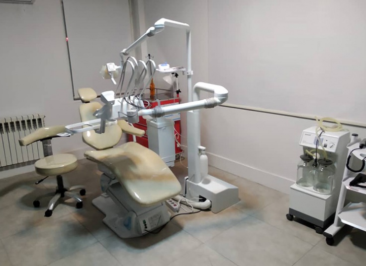 جرمگیری و بروساژ در مطب دکتر محمدی