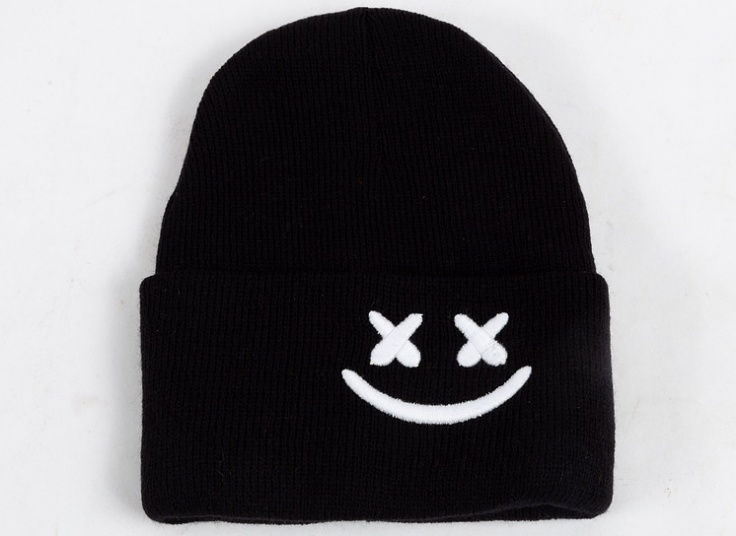 کلاه بافت Marshmello