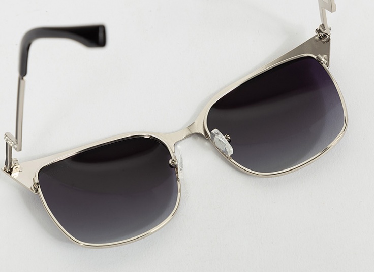 عینک آفتابی Manchini